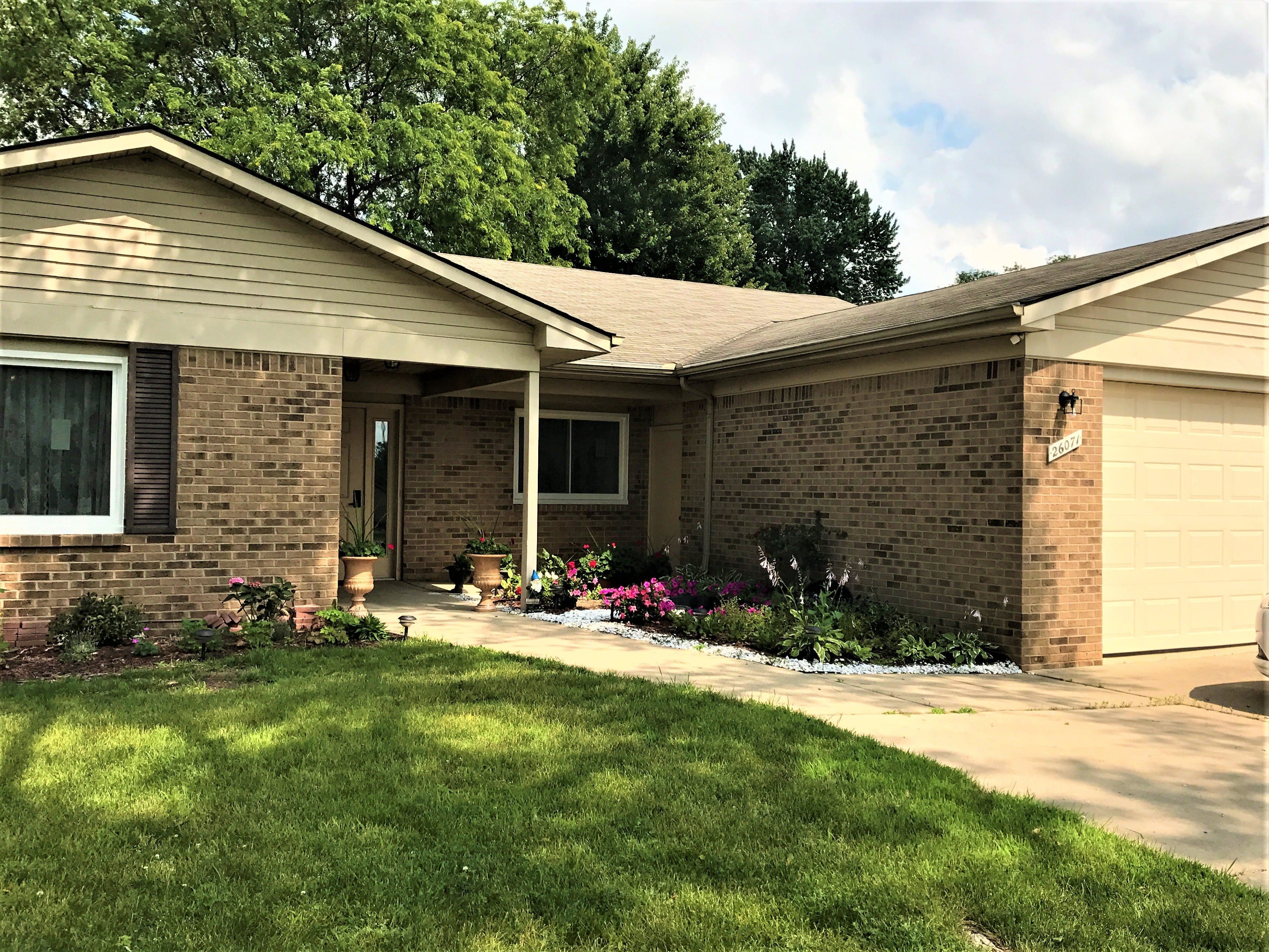 Aiello Adult Foster Care in New Boston, MI - Main View