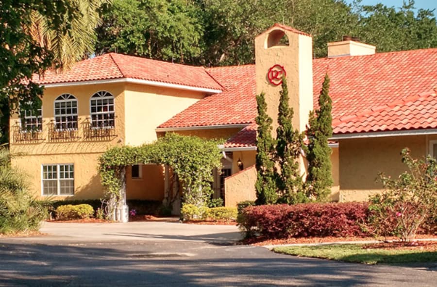 Allure of Palm Harbor in Palm Harbor, FL - Main View