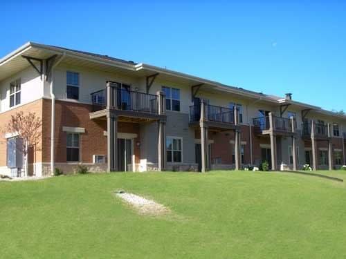 Alta Mira Apartment Homes II in Menomonee Falls, WI