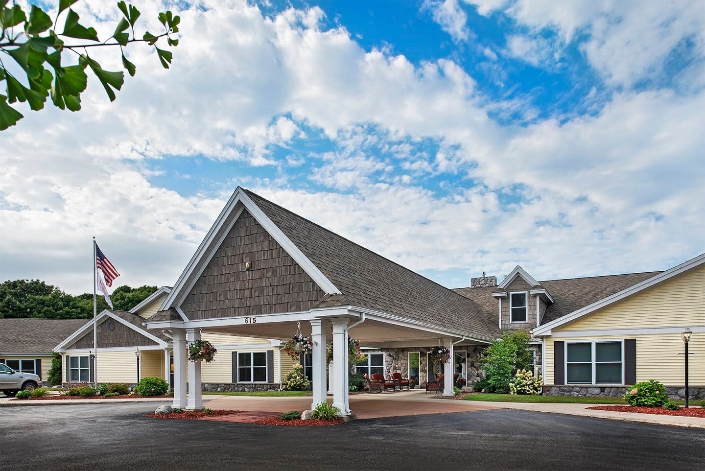 American House Charlevoix Senior Living - Senior living in Charlevoix, Michigan
