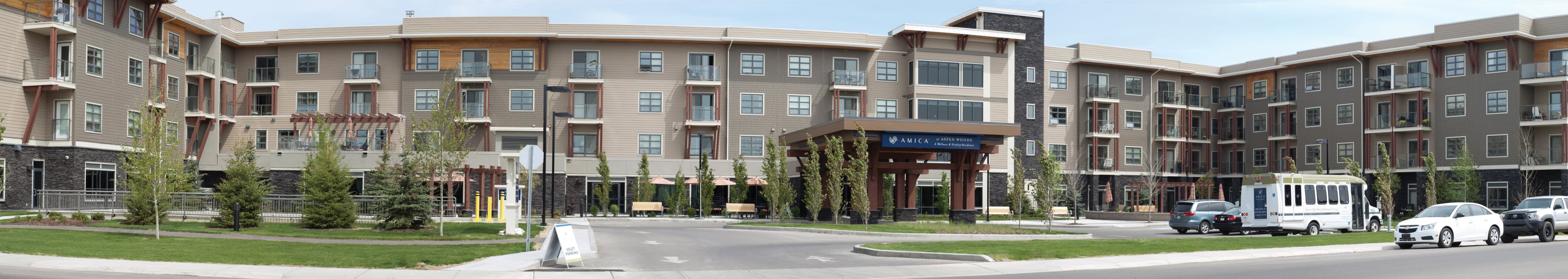 Amica Aspen Woods in Calgary, AB - Main View
