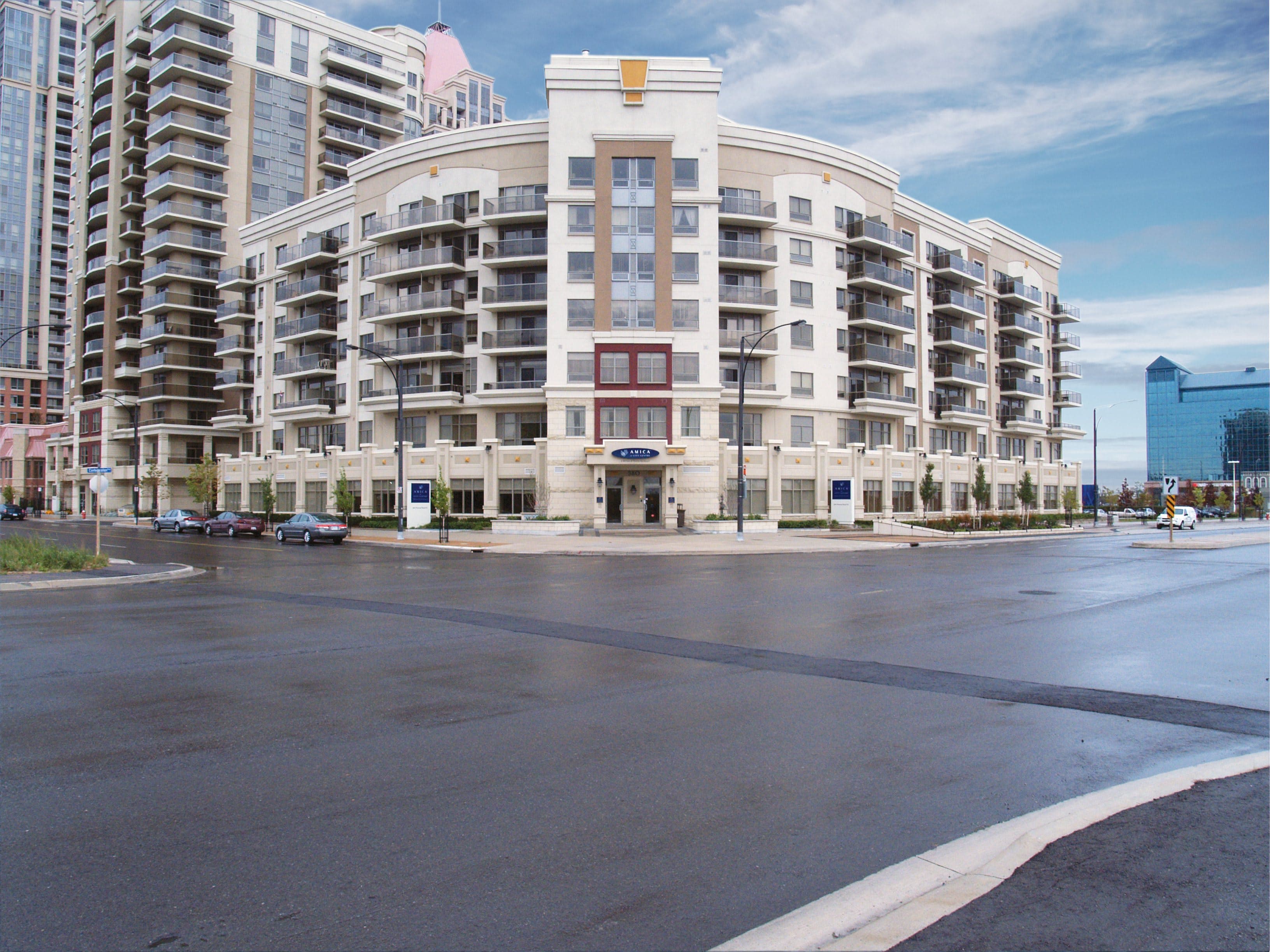 Amica City Centre - Senior living in Mississauga, ON