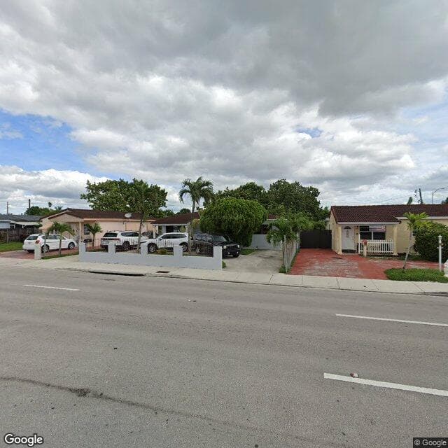 Angeles Residential in Hialeah, FL - Main View