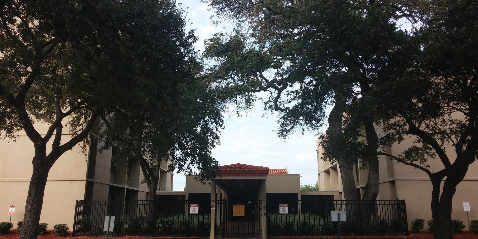Angels Senior Living at Hacienda Villas in Tampa, FL - Main View