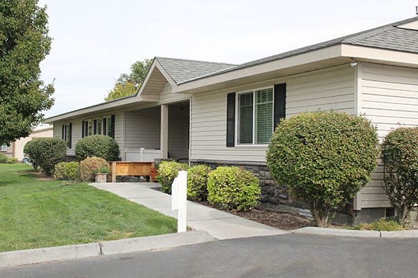 Ashley Manor Hermiston in Hermiston, OR