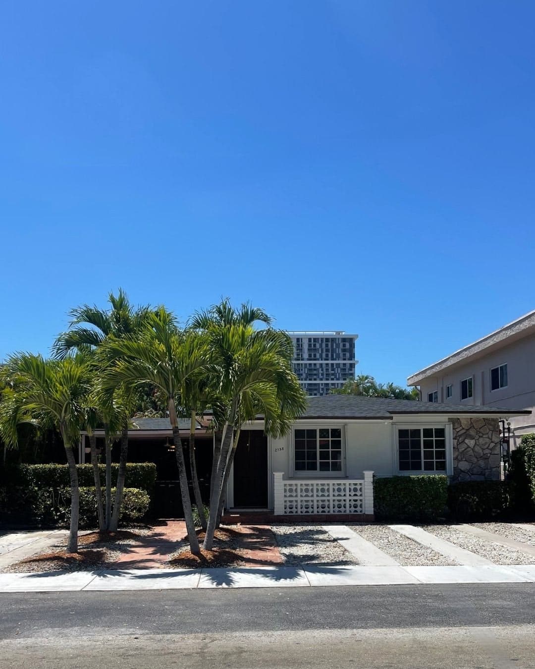 Assisted Living Retirement Home III in Miami, FL - Main View