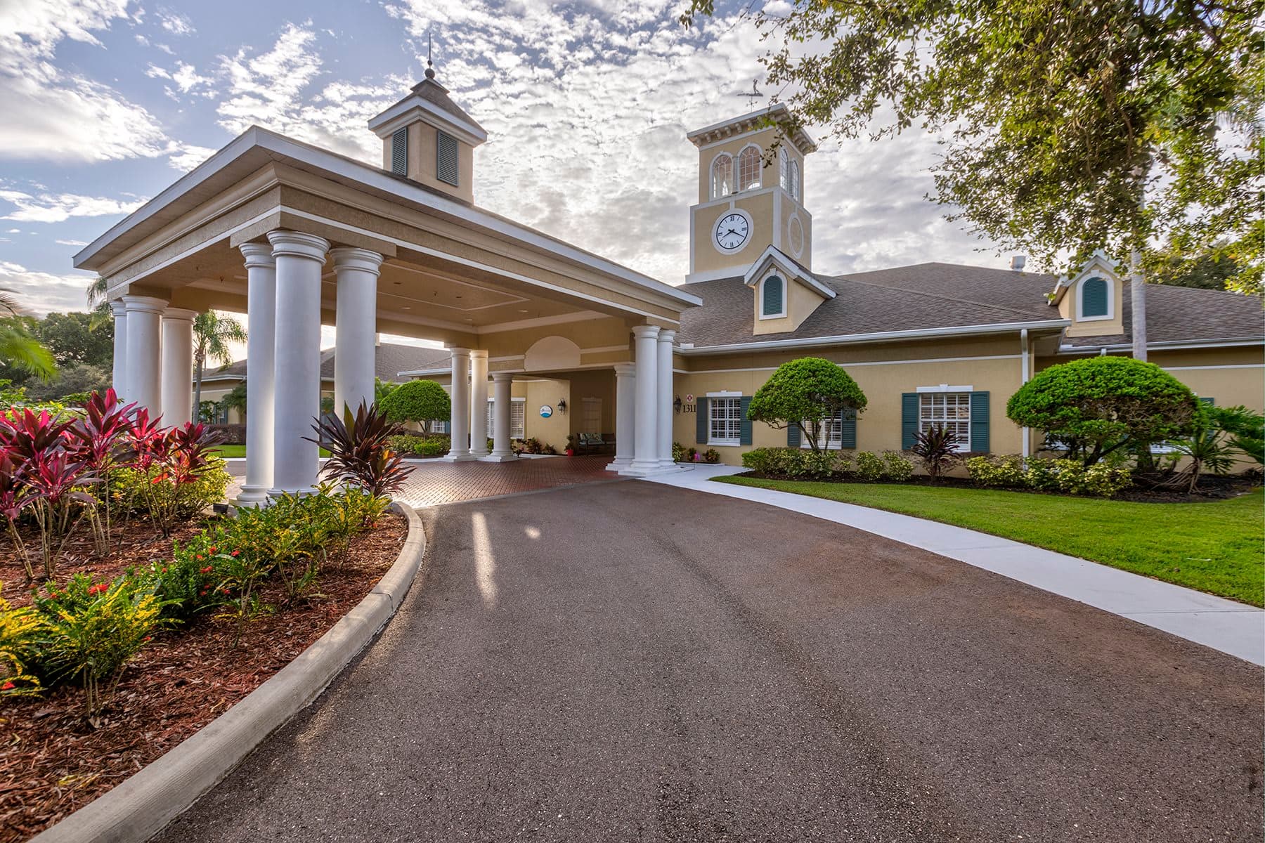 Aston Gardens At Sun City Center in Sun City Center, FL - Main View