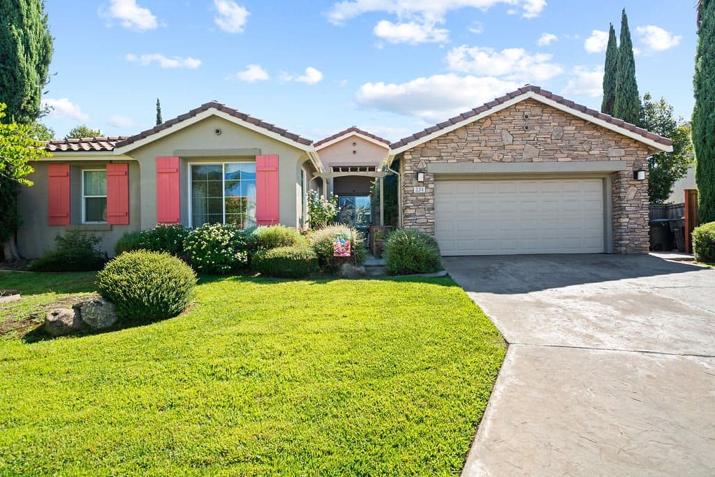 Aunt Dottie's Place LLC in Roseville, CA