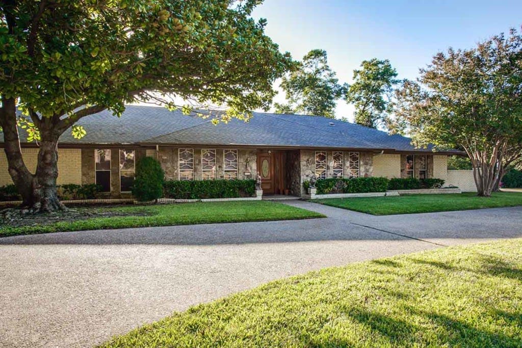 Avalon Memory Care - Royal Circle in Dallas, TX - Main View