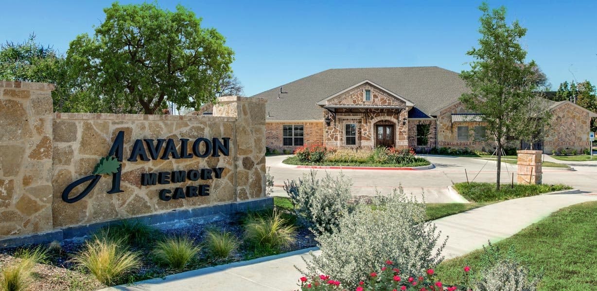Avalon at Willow Bend II in Carrollton, TX - Main View