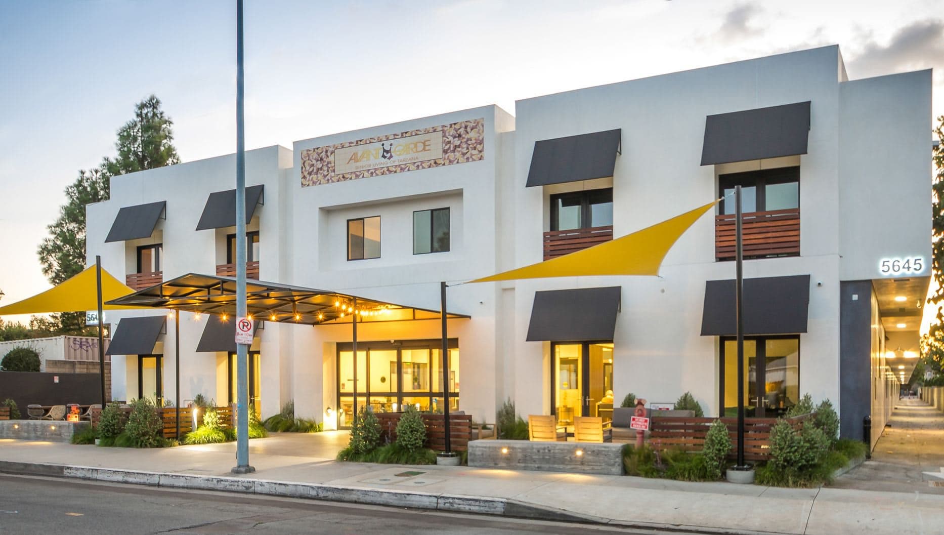 AvantGarde Senior Living in Tarzana, CA - Main View