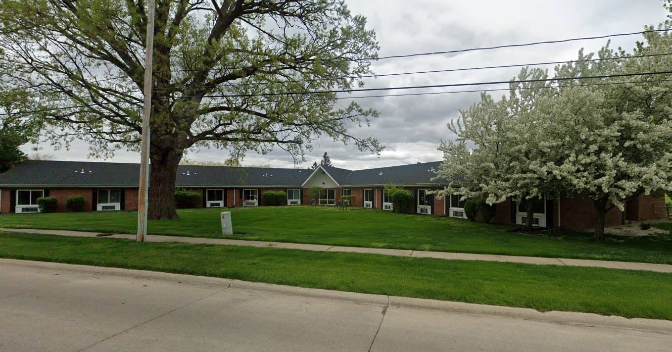 Aviva Glendale Assisted Living in Toledo, OH - Main View