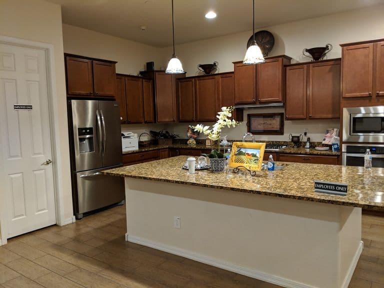 Azalea Assisted Living in Gilbert, AZ - Main View