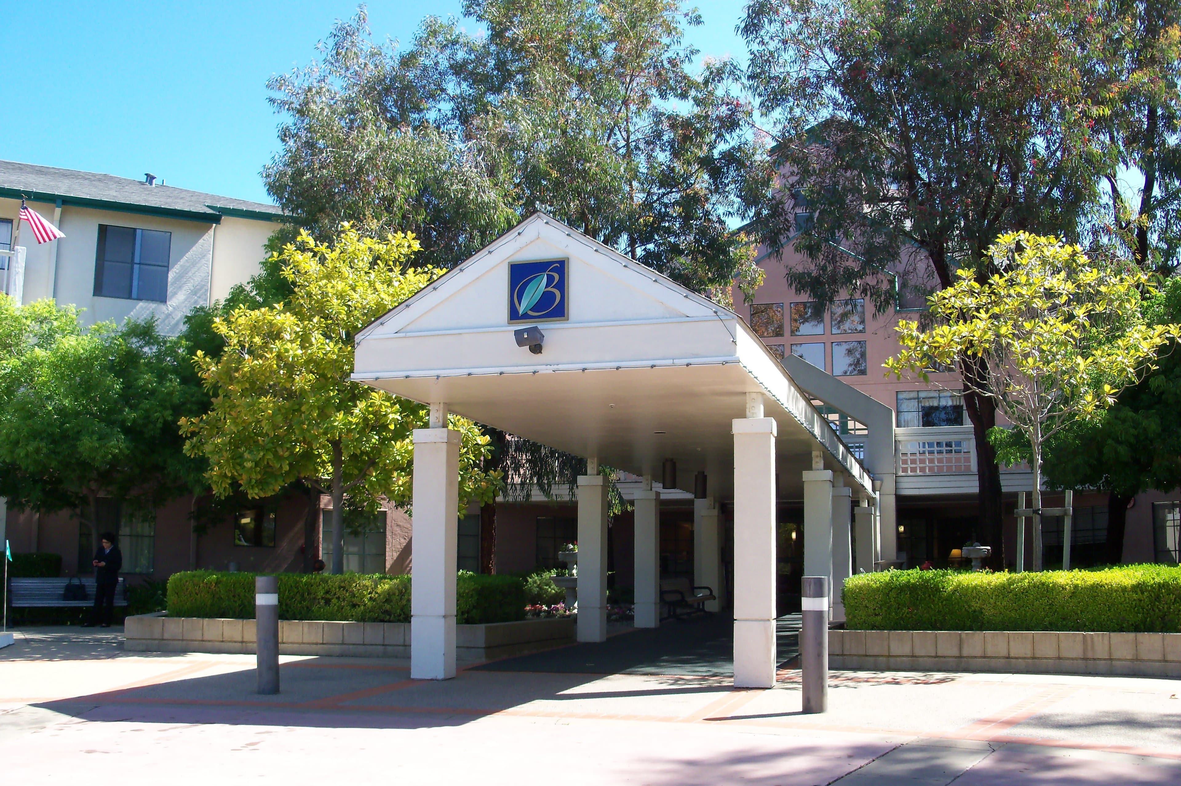 Baywood Court Retirement in Castro Valley, CA - Main View