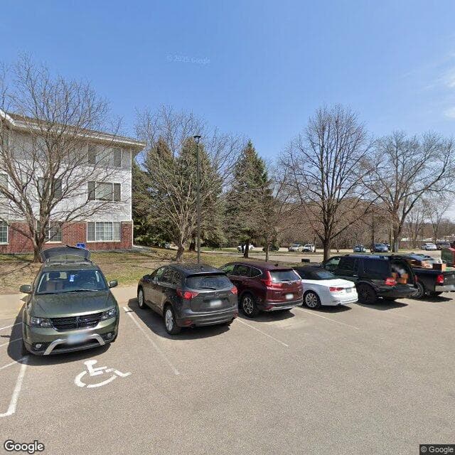 Beacon Hill in Minnetonka, MN - Main View