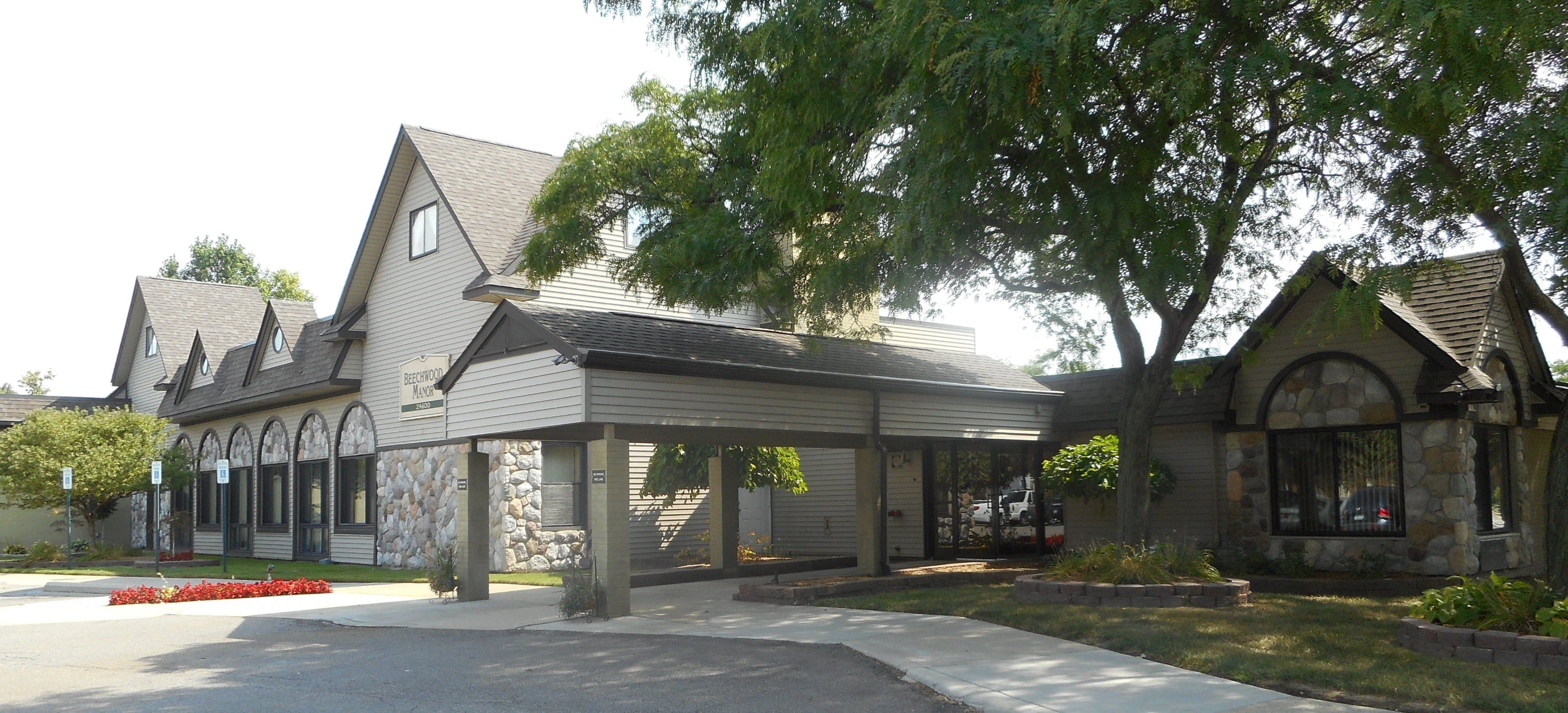 Beechwood Manor Assisted Living in Saint Clair Shores, MI - Main View