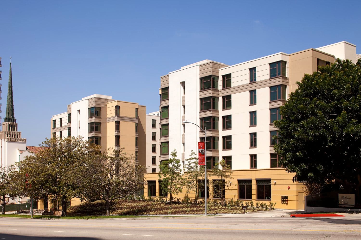 Belmont Village Westwood in Los Angeles, CA - Main View