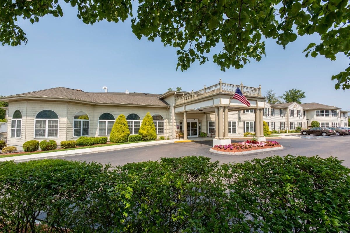 Benchmark Senior Living at Waltham Crossings in Waltham, MA