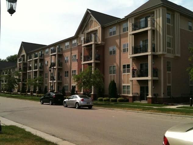 Berkshire Oconomowoc in Oconomowoc, WI - Main View
