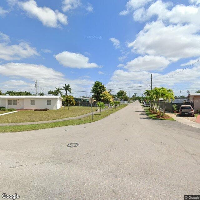 Bird Lakes Facility Care in Miami, FL - Main View