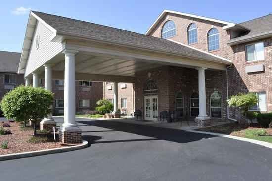 Brentwood at Hobart - Senior living in Hobart, Indiana