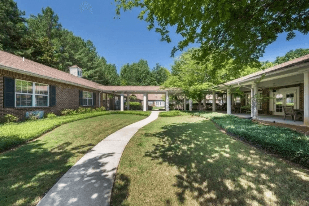 Briar Glen Alzheimer's Special Care Center in Hoover, AL