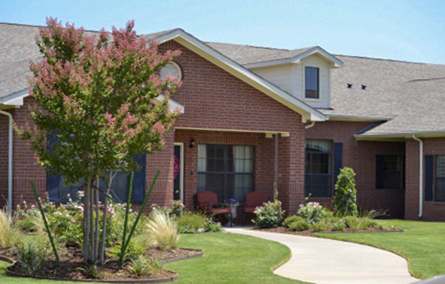 Bridgewater Memory Care in Granbury, TX - Main View