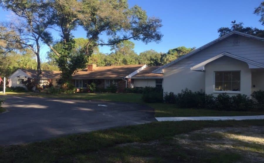 A Country Place Assisted Living Facility in Tampa, FL - Main View