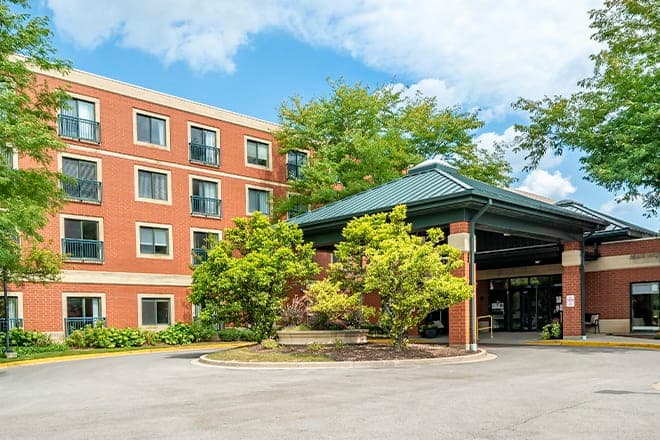 Brookdale Vernon Hills in Vernon Hills, IL - Main View