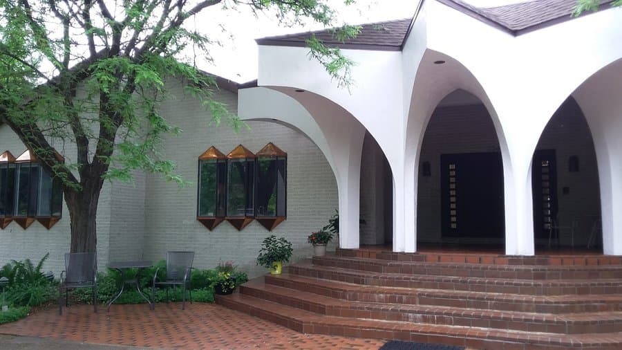 Accessible Properties in Bloomfield Hills, MI