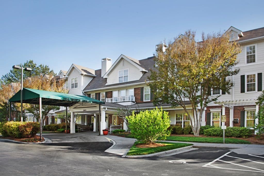 Brighton Gardens of Winston-Salem in Winston-Salem, NC - Main View