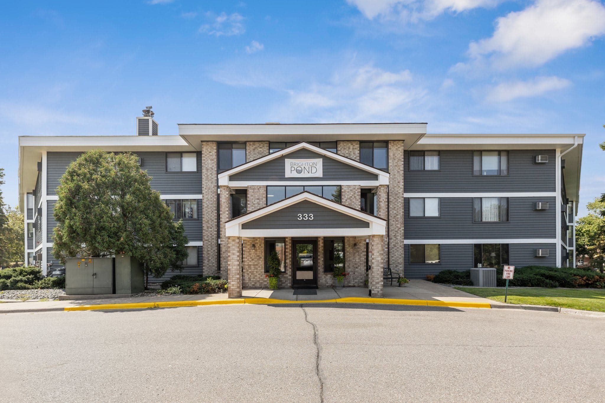 Brighton Pond Apartments in New Brighton, MN