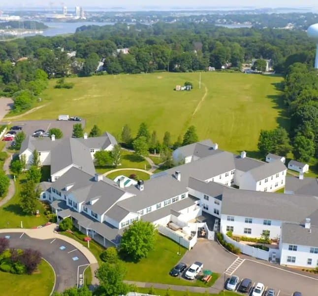 Allerton House at Central Park - Senior living in Weymouth, Massachusetts