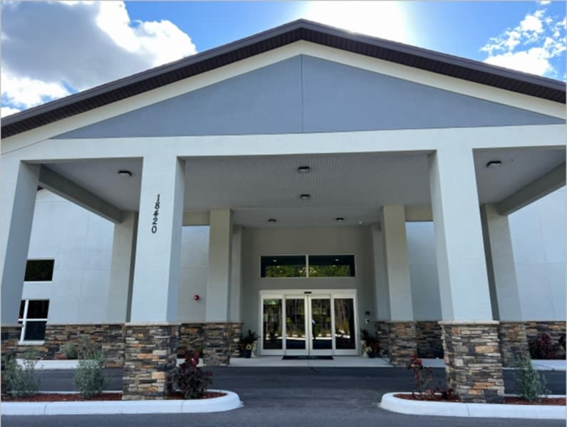 Angels Senior Living At The Reserves Of Idlewild in Lutz, FL - Main View