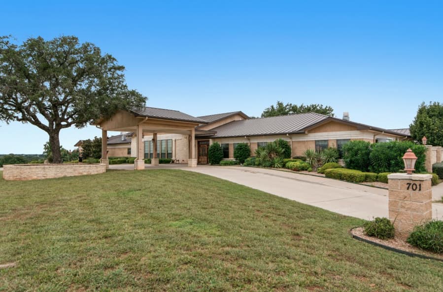 Arbor House Llano in Llano, TX - Main View