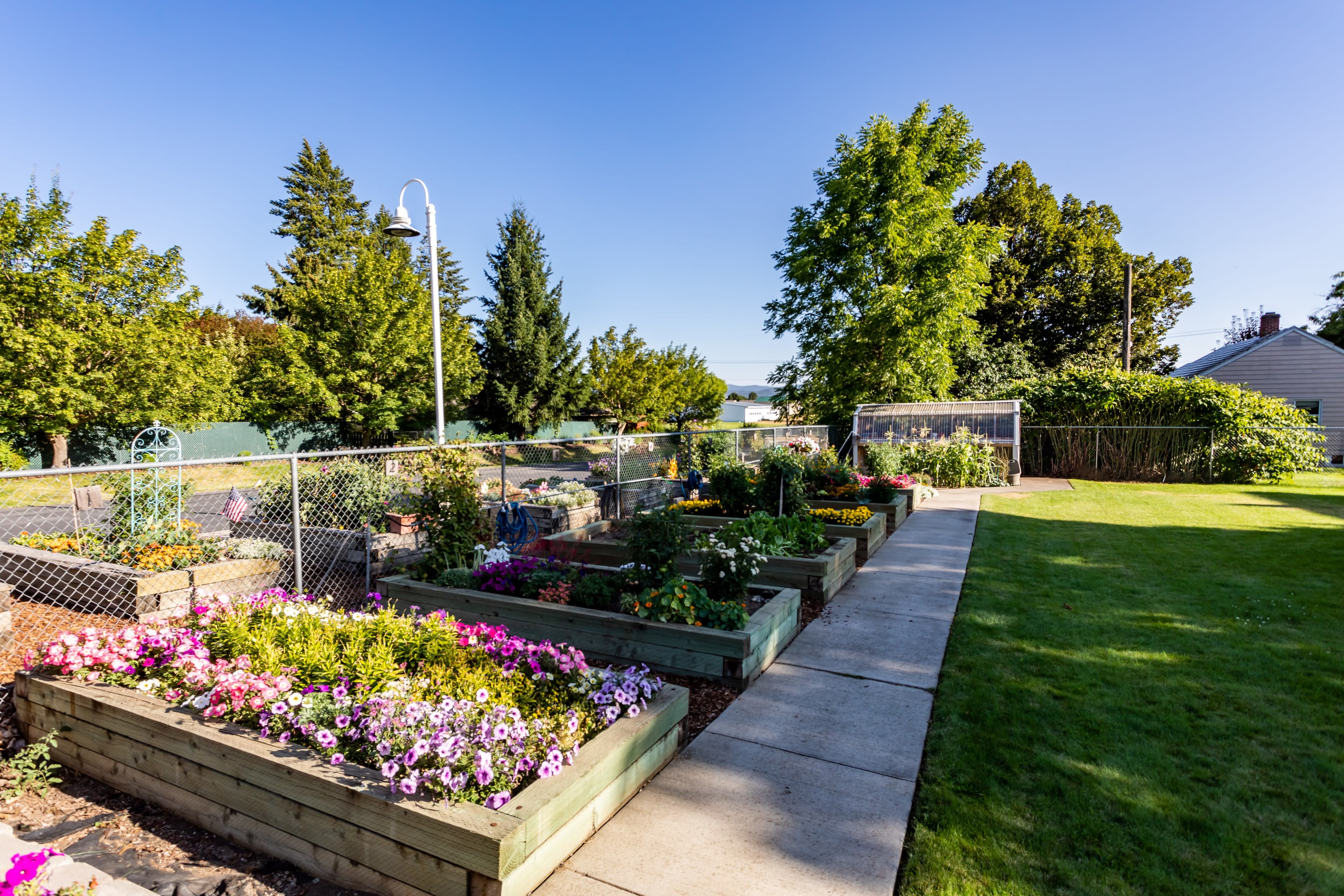 Broadway Court Estates in Spokane Valley, WA
