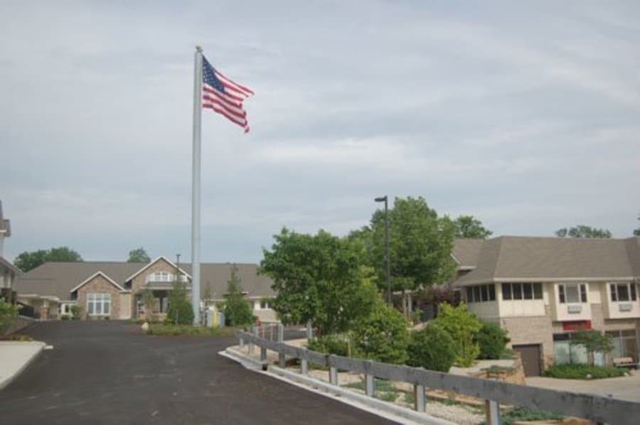 Autumn Lake Healthcare at Greenfield in Milwaukee, WI - Main View