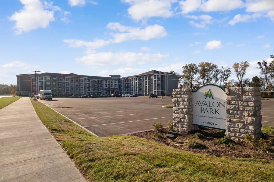 Avalon Park in Cottleville, MO - Main View