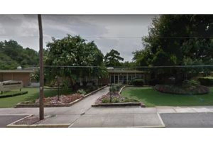 Azalea Woods Nursing Home in Aiken, SC - Main View