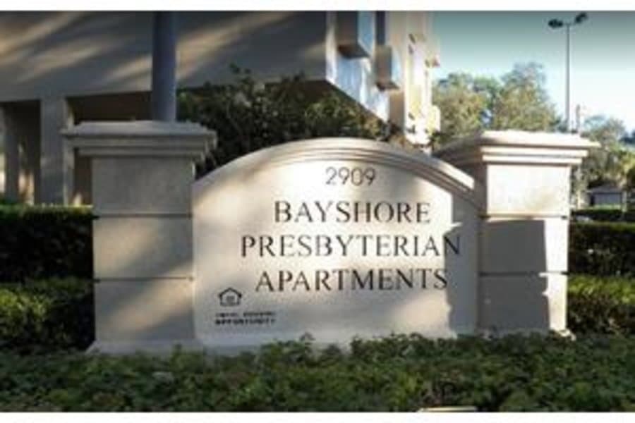 Bayshore Presbyterian Apartments in Tampa, FL - Main View