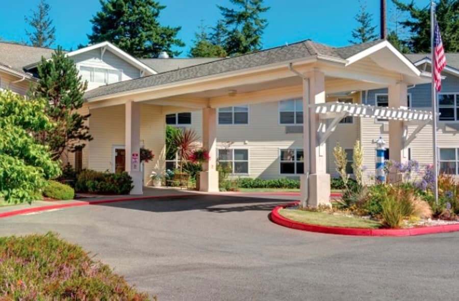 Bayside Terrace Senior Living & Memory Care in Coos Bay, OR