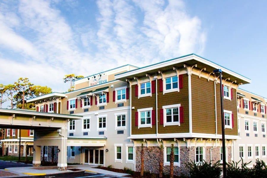 Beach House Assisted Living & Memory Care in Jacksonville Beach, FL - Main View