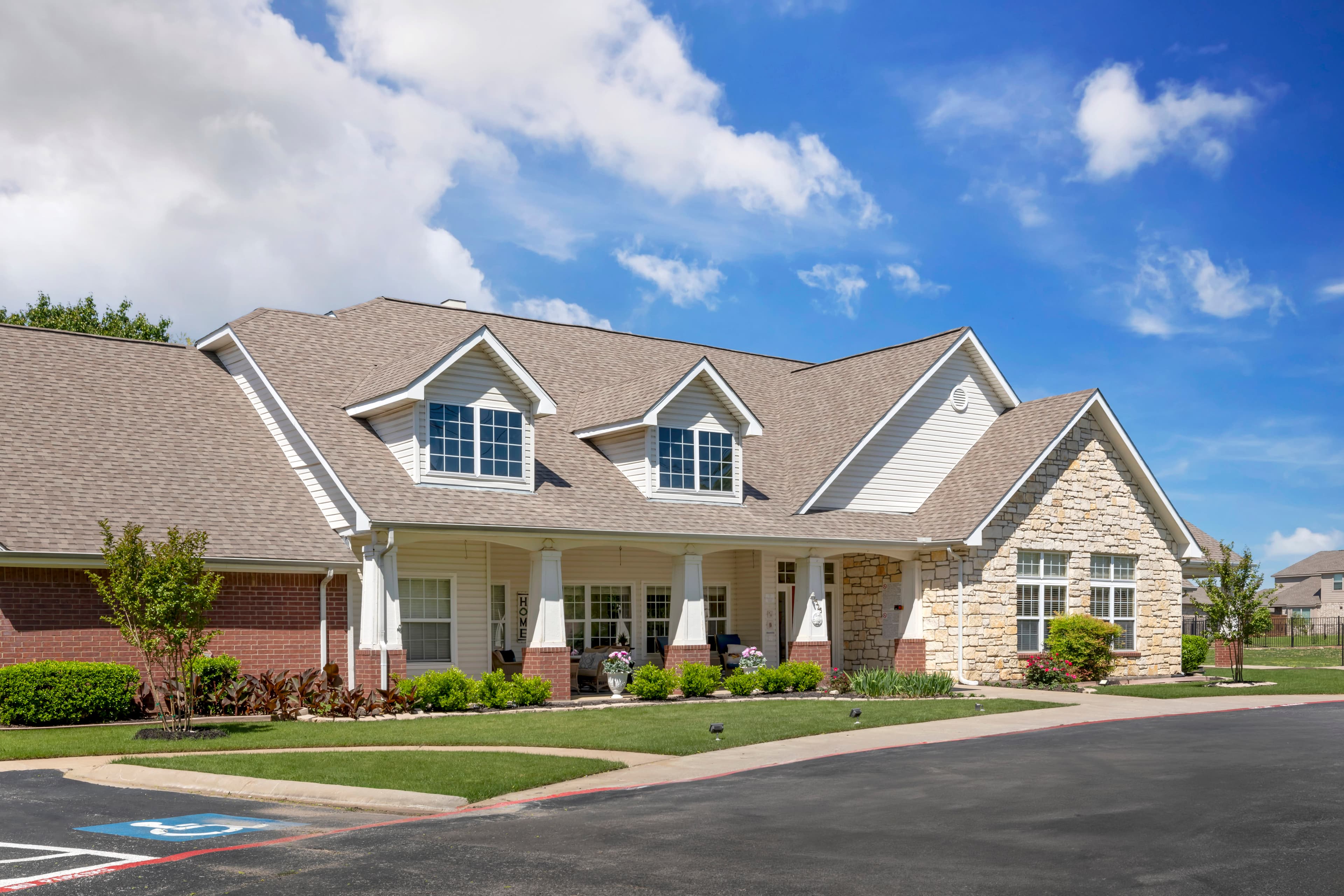 Brookdale Denton North in Denton, TX - Main View