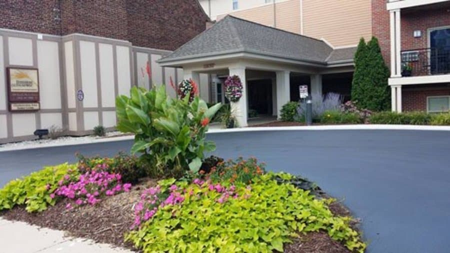 Berkshire-Oconomowoc in Oconomowoc, WI - Main View