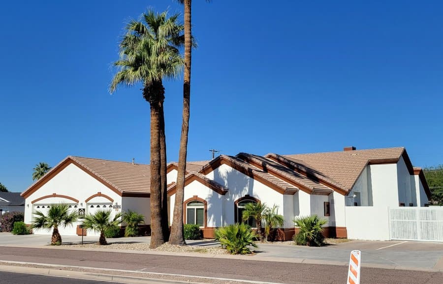 Biltmore Care Home in Phoenix, AZ - Main View