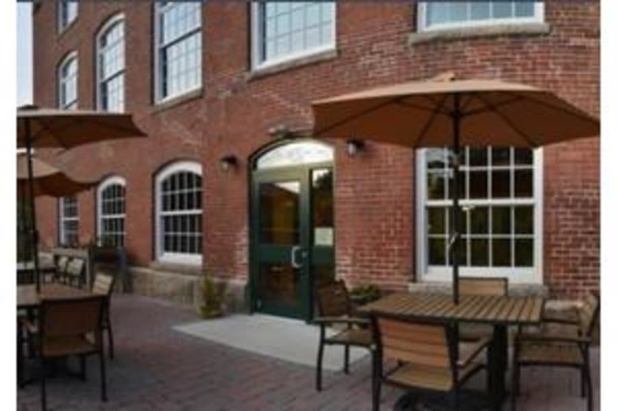 Blackstone Valley Health and Rehabilitation in Whitinsville, MA - Main View