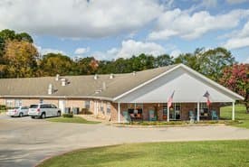 Briarcliff Skilled Nursing Facility in Carthage, TX - Main View