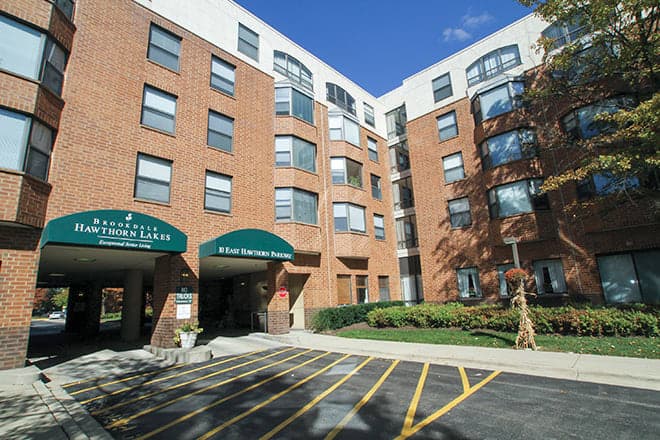 Brookdale Hawthorn Lakes in Vernon Hills Independent Living in Vernon Hills, IL - Main View