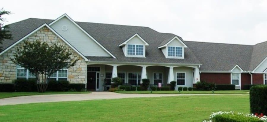Ennis Pointe Senior Living in Ennis, TX