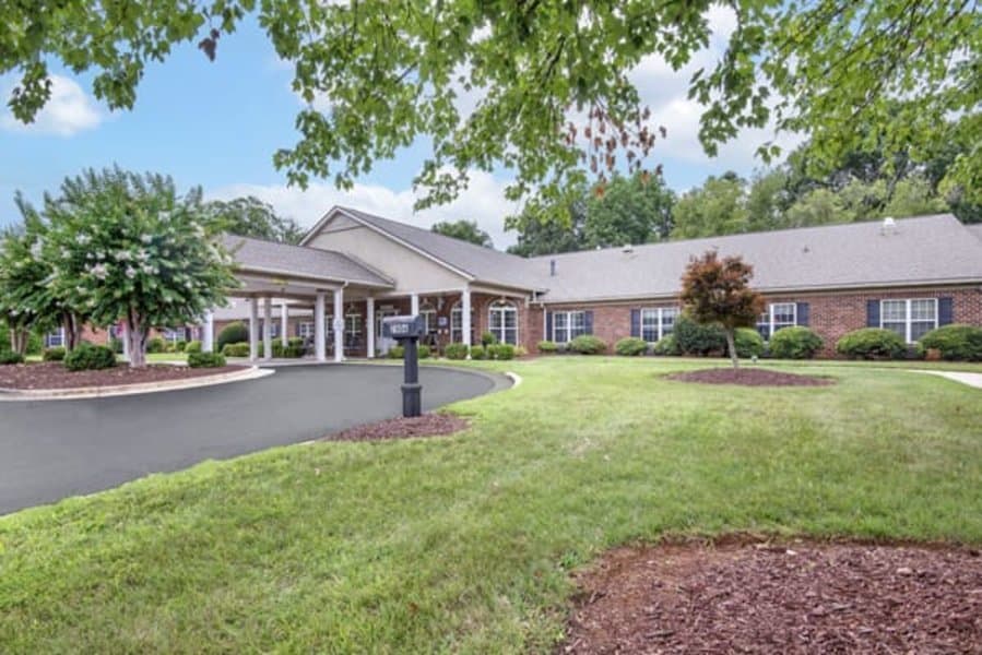 Brookdale Peachtree (AL/MC) - Senior living in Statesville, North Carolina